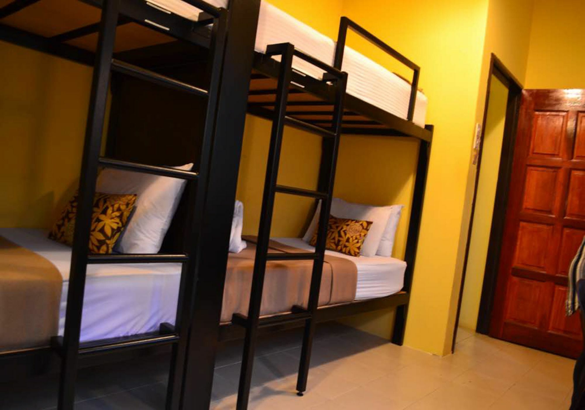 My Hostel Muntri Τζωρτζ Τάουν Εξωτερικό φωτογραφία